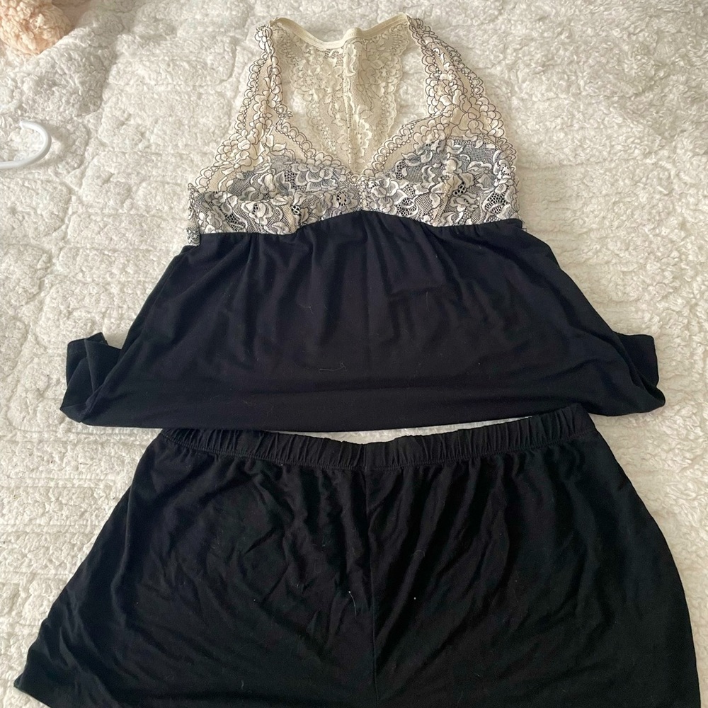 Adore me, lingerie set